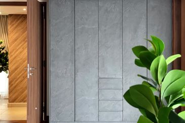 Bukit Pantai (Pantai Hill)