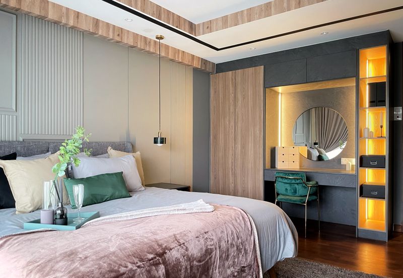 Bukit Pantai (Pantai Hill)