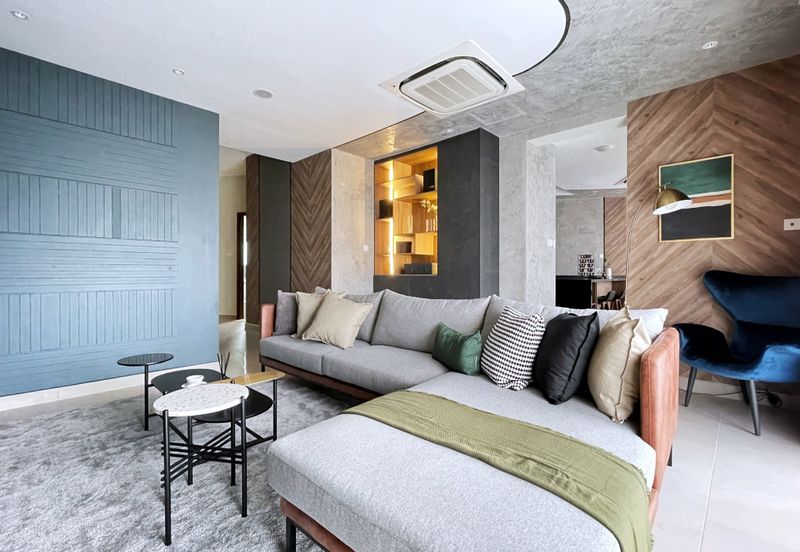 Bukit Pantai (Pantai Hill)