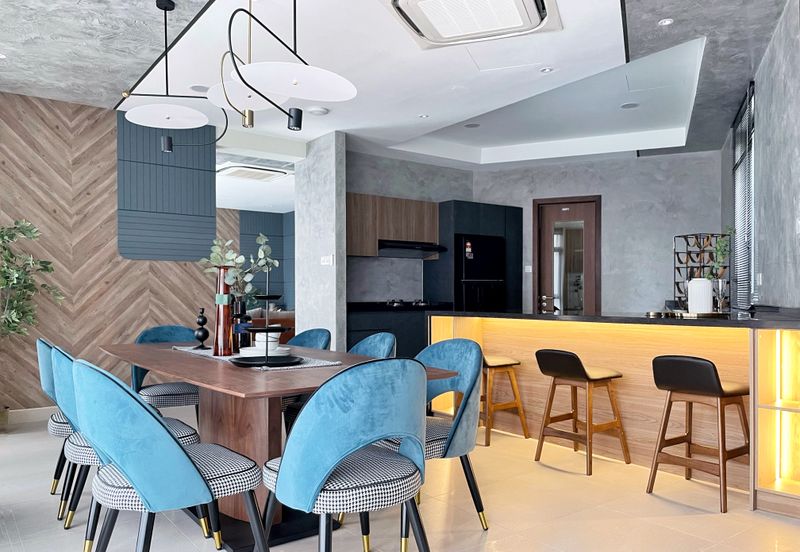 Bukit Pantai (Pantai Hill)