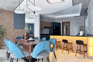 Bukit Pantai (Pantai Hill)