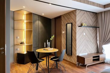 Bukit Pantai (Pantai Hill)