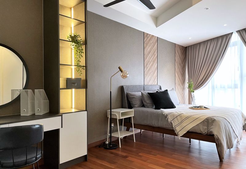 Bukit Pantai (Pantai Hill)