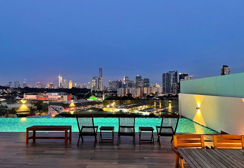 Bukit Pantai (Pantai Hill)