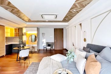 Bukit Pantai (Pantai Hill)