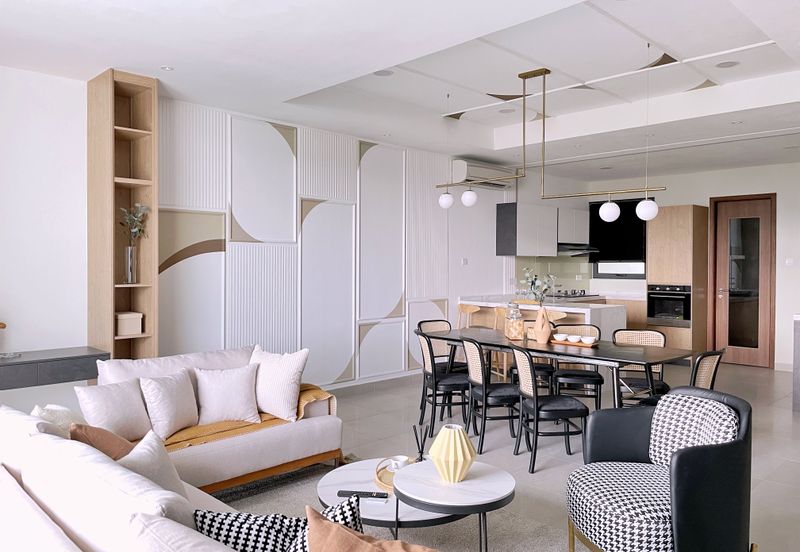 Bukit Pantai (Pantai Hill)