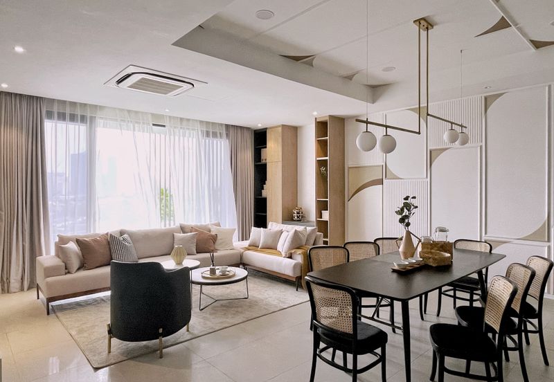 Bukit Pantai (Pantai Hill)