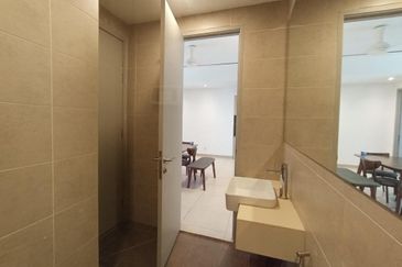 KL Gateway Premium Residence