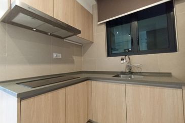 KL Gateway Premium Residence