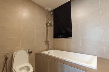 KL Gateway Premium Residence