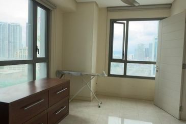 The CapSquare Residences