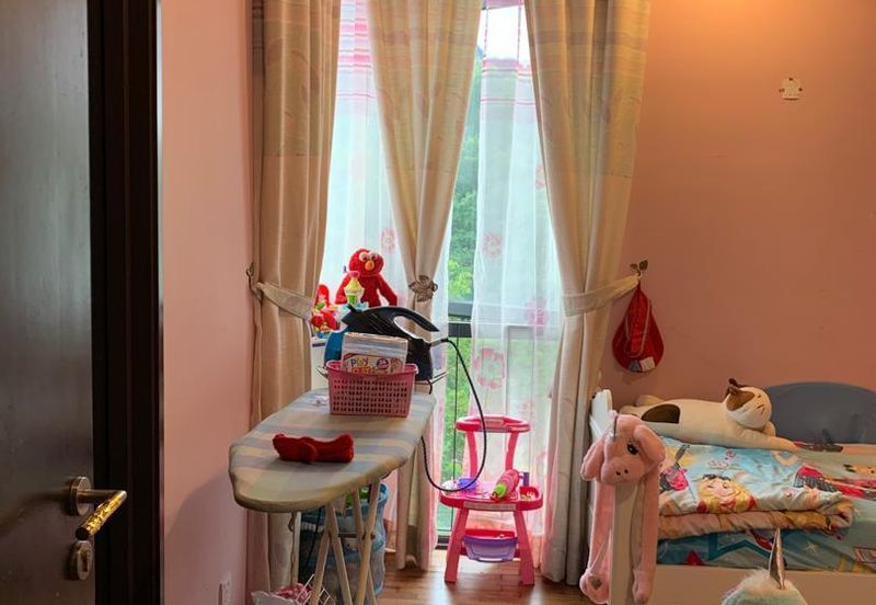 16 Quartz Melawati Condominium