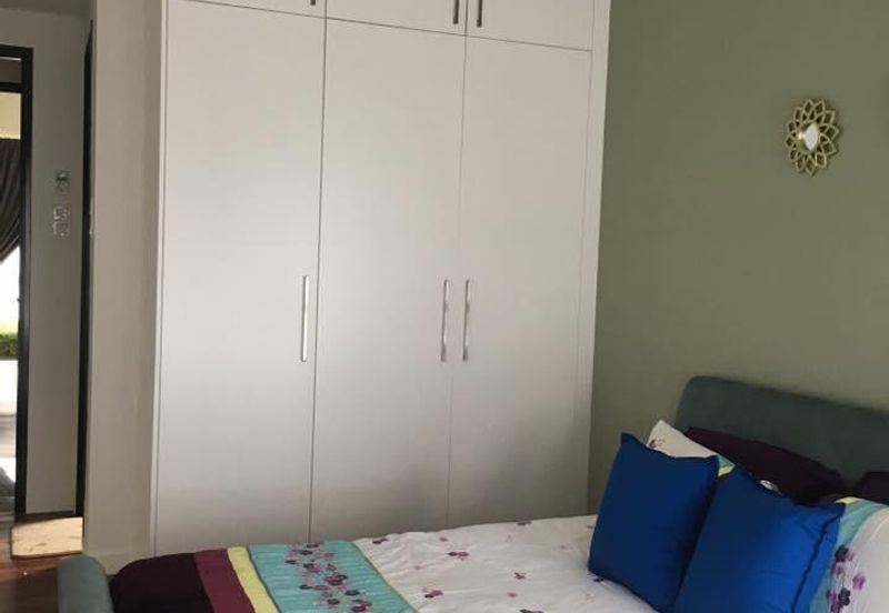 16 Quartz Melawati Condominium