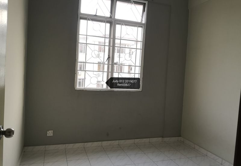 Subang Perdana Goodyear Court 10