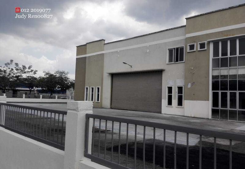 SEMI-DETACHED FACTORY @ SEK 23 SHAH ALAM INDUSTRIAL HUD