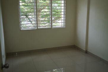 Tiara Hatamas Apartment