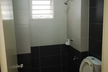 Tiara Hatamas Apartment