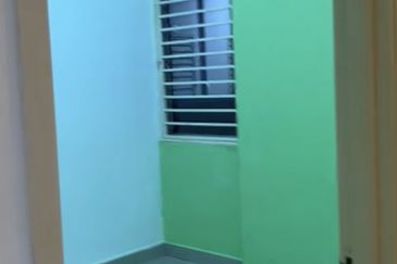 Tiara Hatamas Apartment