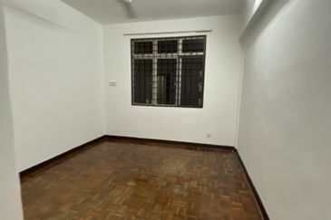 Subang Perdana Goodyear Court 10