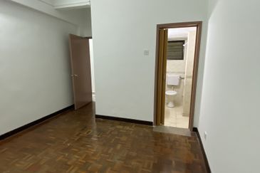 Subang Perdana Goodyear Court 10