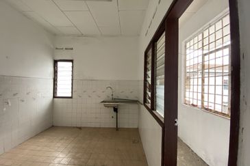 Subang Perdana Goodyear Court 6