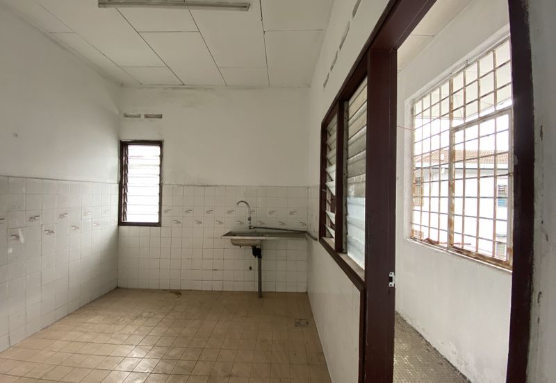 Subang Perdana Goodyear Court 6