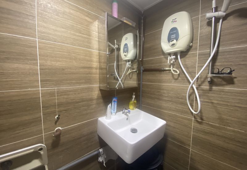 Subang Perdana Goodyear Court 10