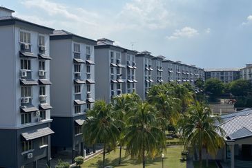 Subang Perdana Goodyear Court 10