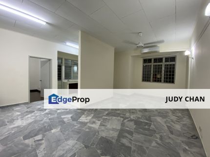 Goodyear Court 10 @ USJ15 Subang Jaya -Part Furnished, Selangor, Subang Jaya