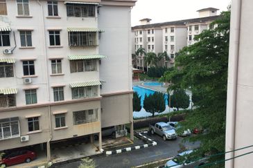 Subang Perdana Goodyear Court 7