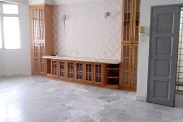 Subang Perdana Goodyear Court 10