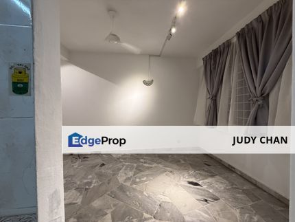 Goodyear Court 10 @ USJ15 Subang Jaya -Part Furnished, Selangor, Subang Jaya