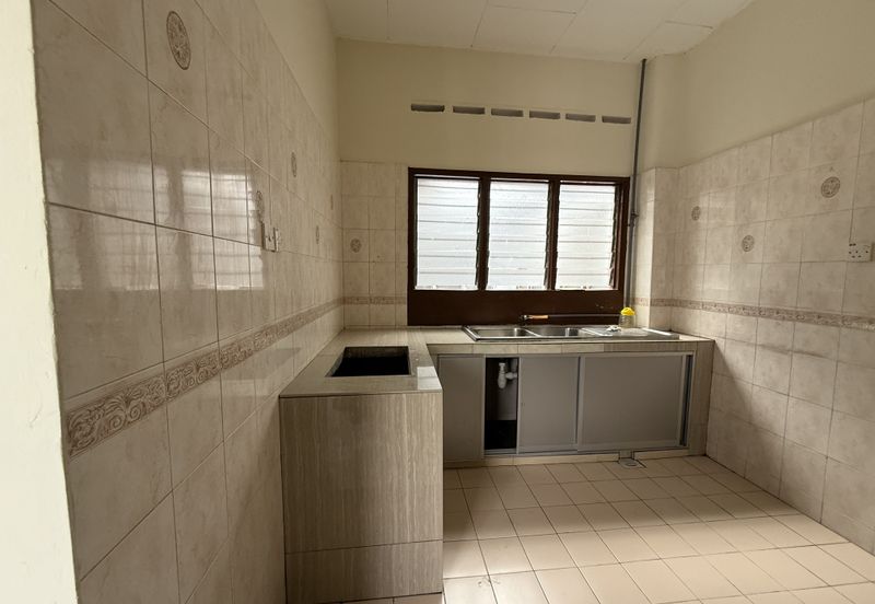 Subang Perdana Goodyear Court 10