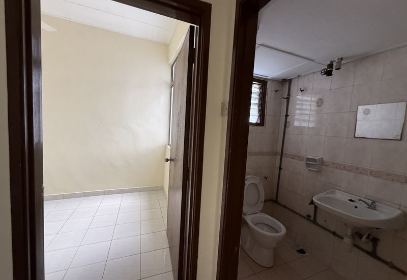 Subang Perdana Goodyear Court 10