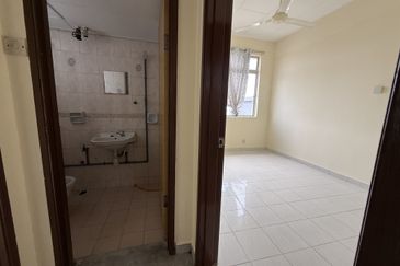 Subang Perdana Goodyear Court 10