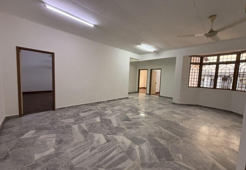 Subang Perdana Goodyear Court 10