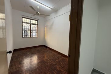 Subang Perdana Goodyear Court 10