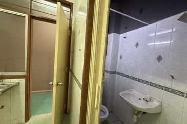 Subang Perdana Goodyear Court 10