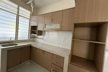 Subang Perdana Goodyear Court 10