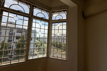 Subang Perdana Goodyear Court 10