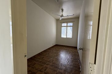 Subang Perdana Goodyear Court 10