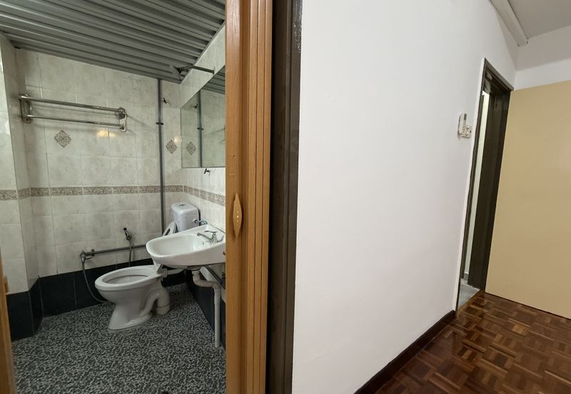 Subang Perdana Goodyear Court 10