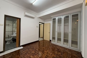 Subang Perdana Goodyear Court 10