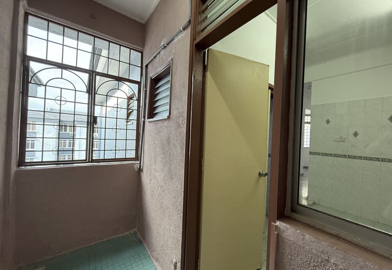 Subang Perdana Goodyear Court 10