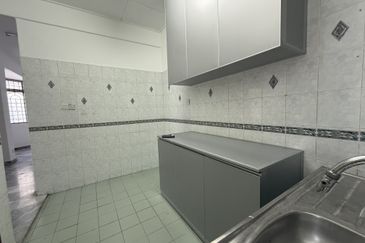 Subang Perdana Goodyear Court 10