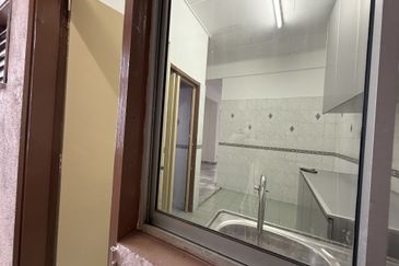 Subang Perdana Goodyear Court 10