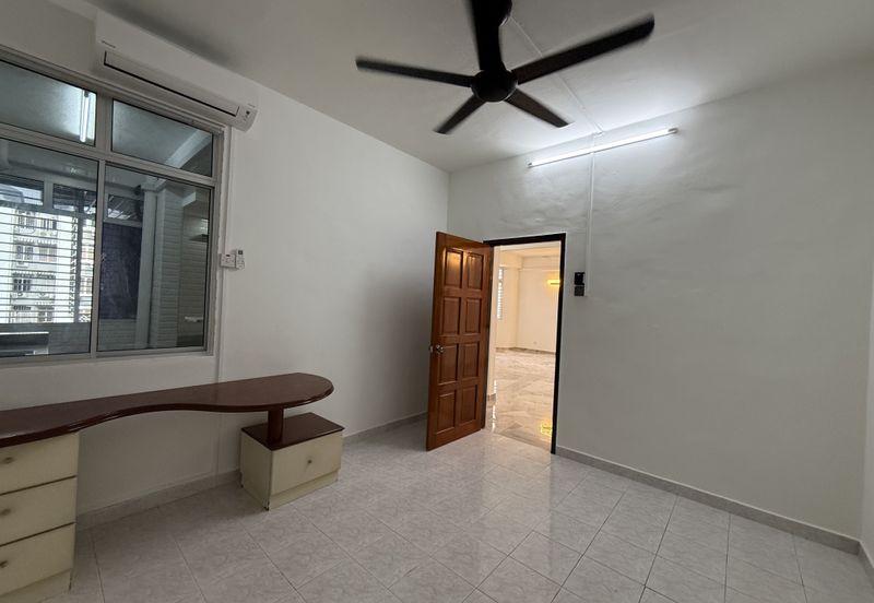 Subang Perdana Goodyear Court 10