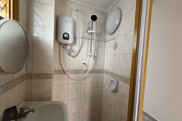 Subang Perdana Goodyear Court 10