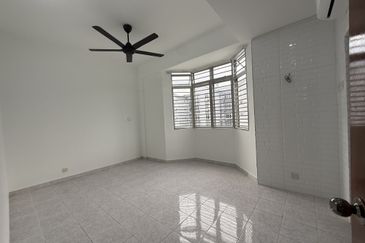 Subang Perdana Goodyear Court 10