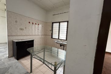 Subang Perdana Goodyear Court 10